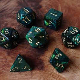 Chessex Scarab Jade/Gold Polyset