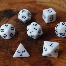 DD Plain White/Black Polyset